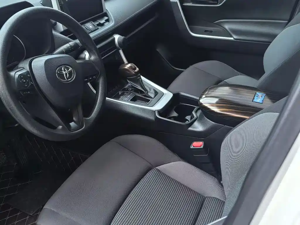 Toyota Wildlander 2022 2.0L CVT Lead