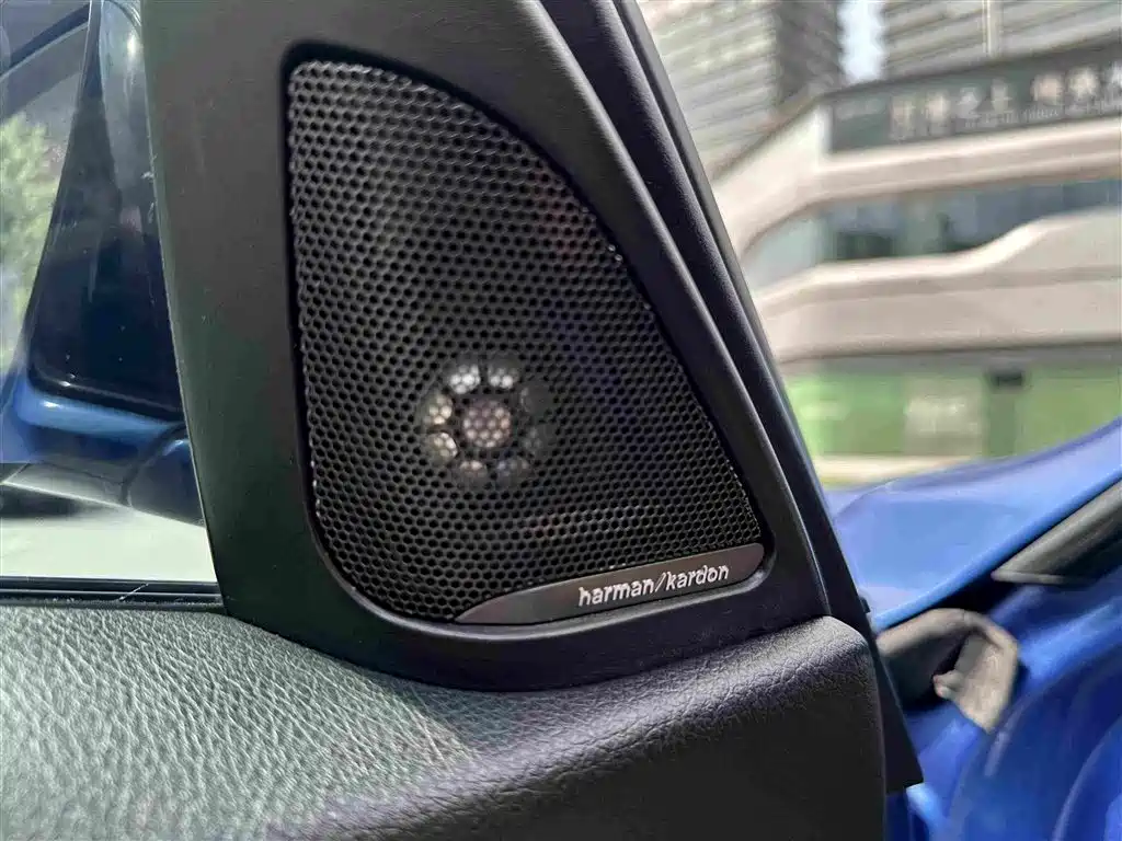 BMW 3 Series — миниатюра 18