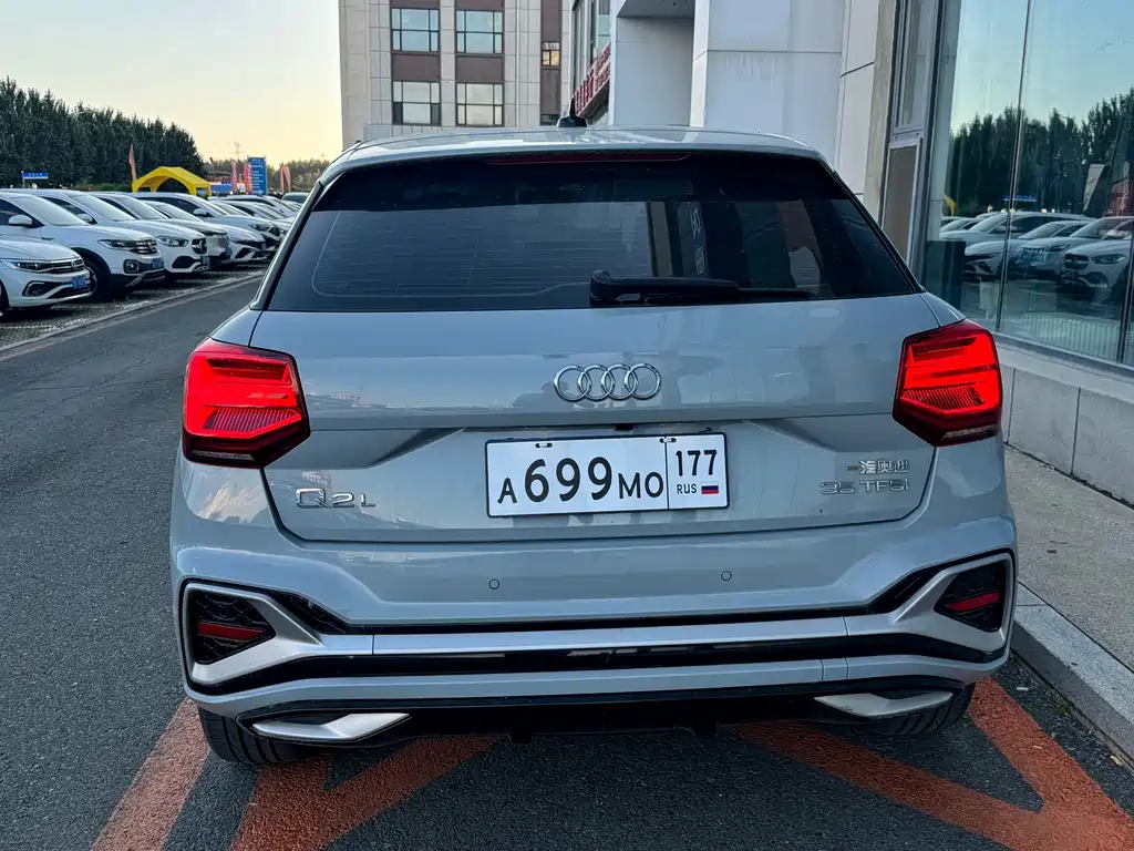Audi Q2L — миниатюра 6