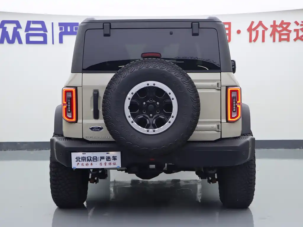 Ford Bronco — миниатюра 22