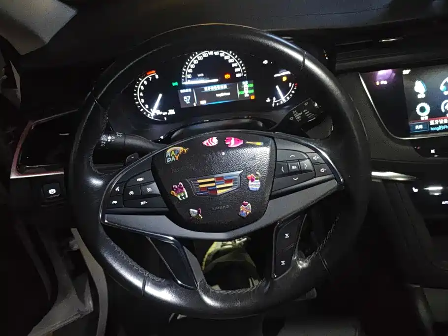 Cadillac XT5 — миниатюра 15