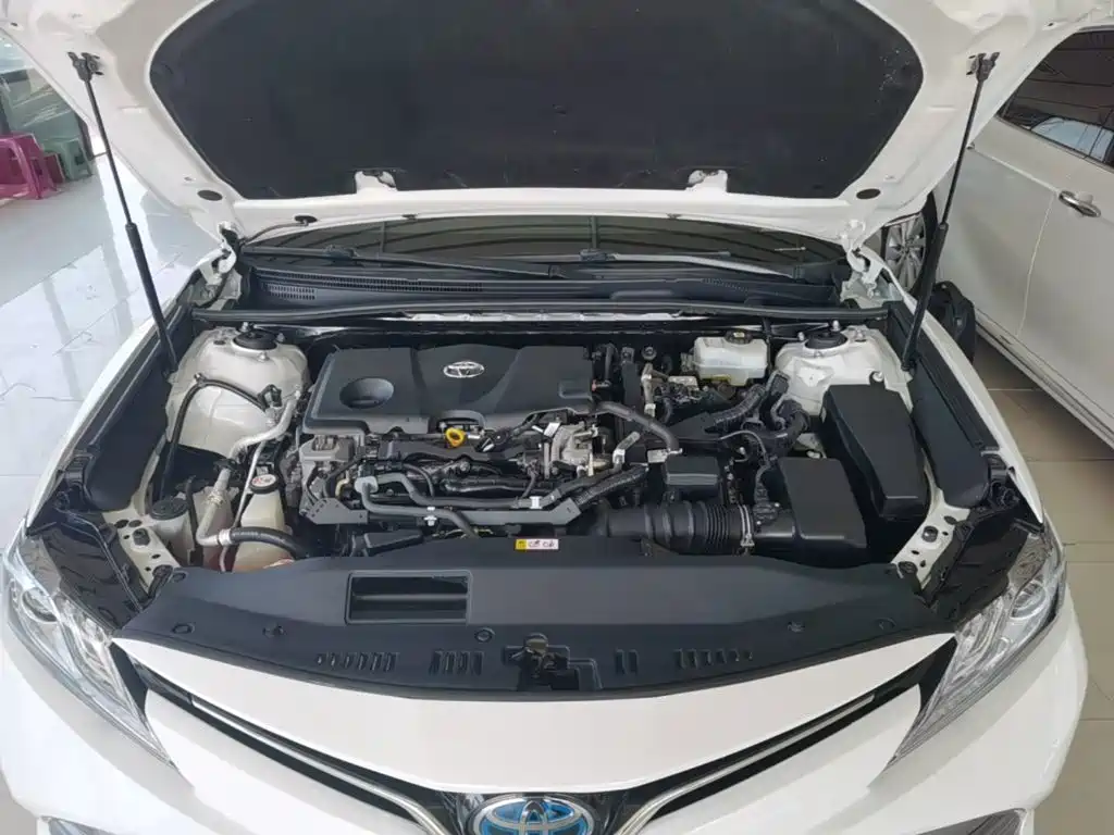 Toyota Camry — миниатюра 20