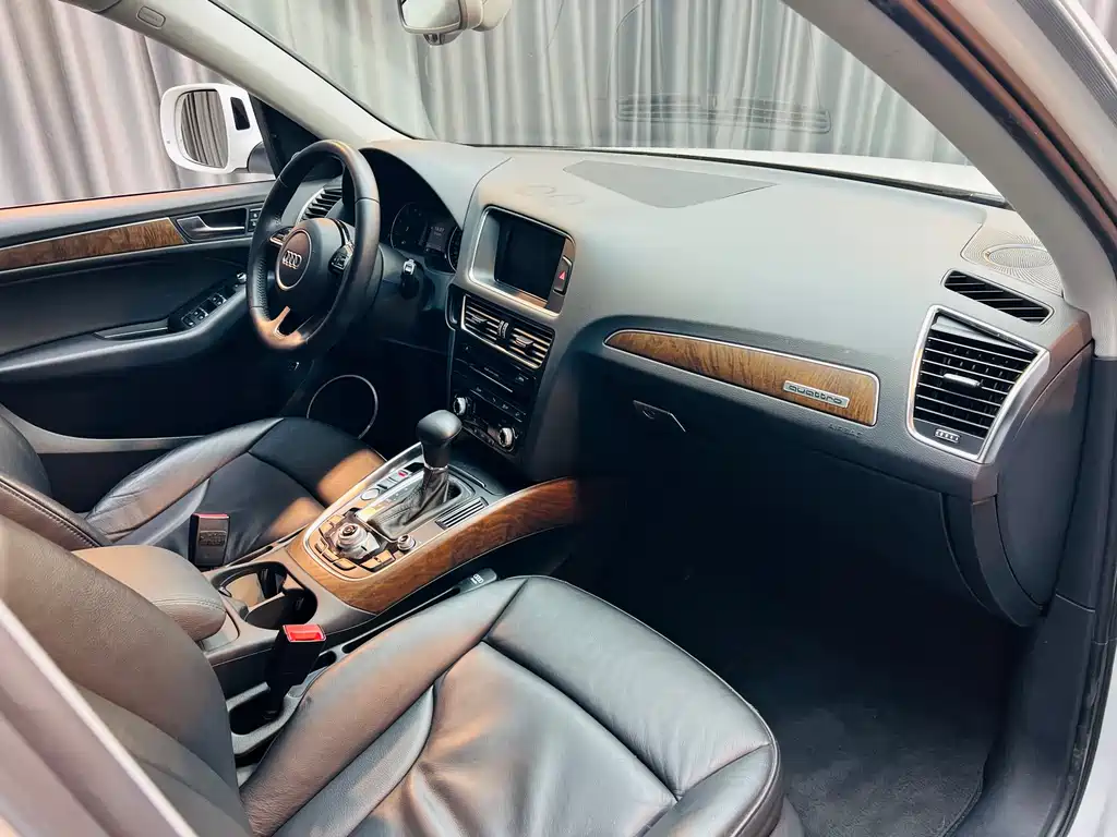 Audi Q5 — миниатюра 10