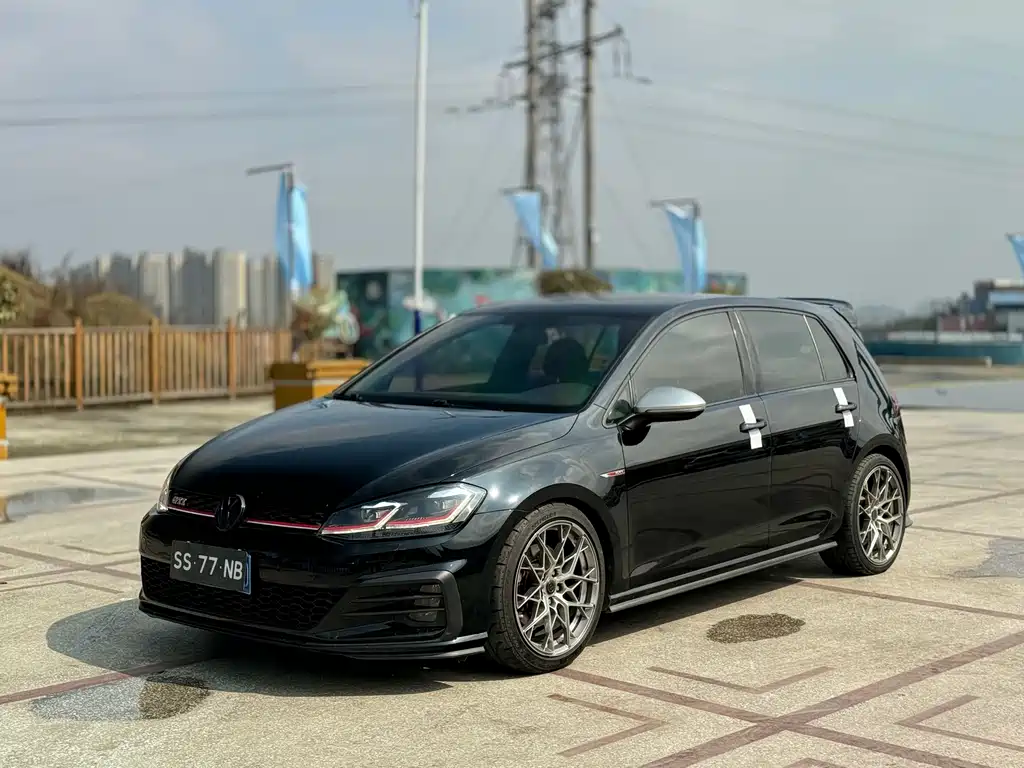 Volkswagen Golf GTI 2019