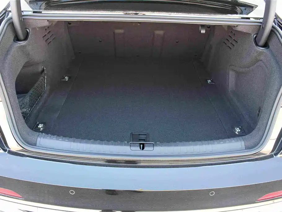 Audi A6L — миниатюра 17