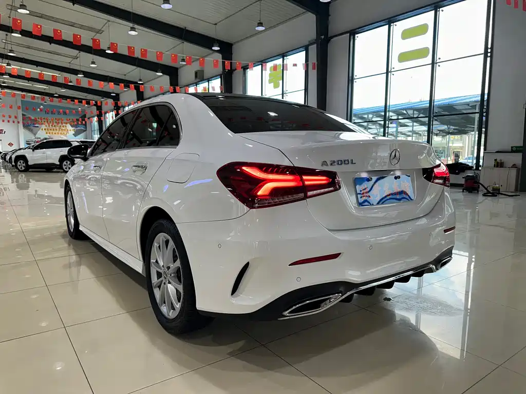 Mercedes-Benz A-Class — миниатюра 13