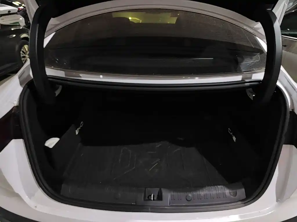 BYD Qin L — миниатюра 15