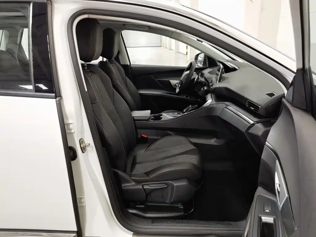 Peugeot 5008 — миниатюра 23