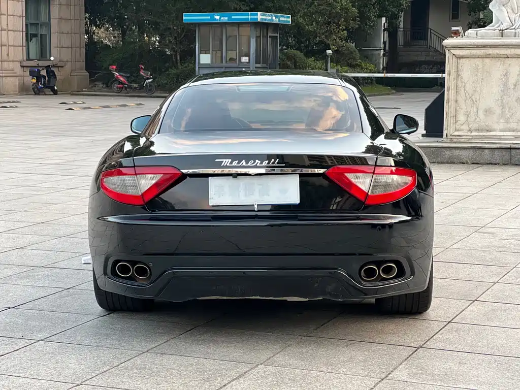 Maserati GranTurismo 2016 4.2L AT