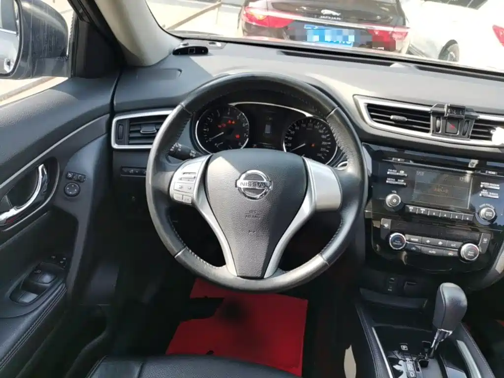 Nissan X-Trail — миниатюра 11