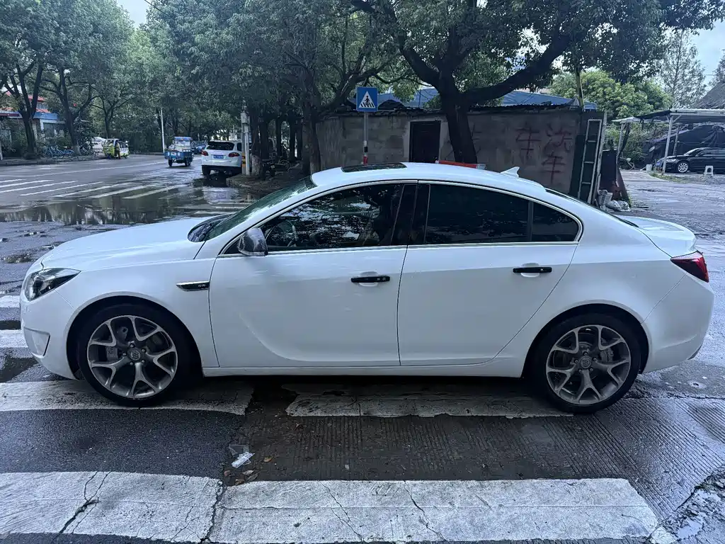 Buick Regal — миниатюра 7
