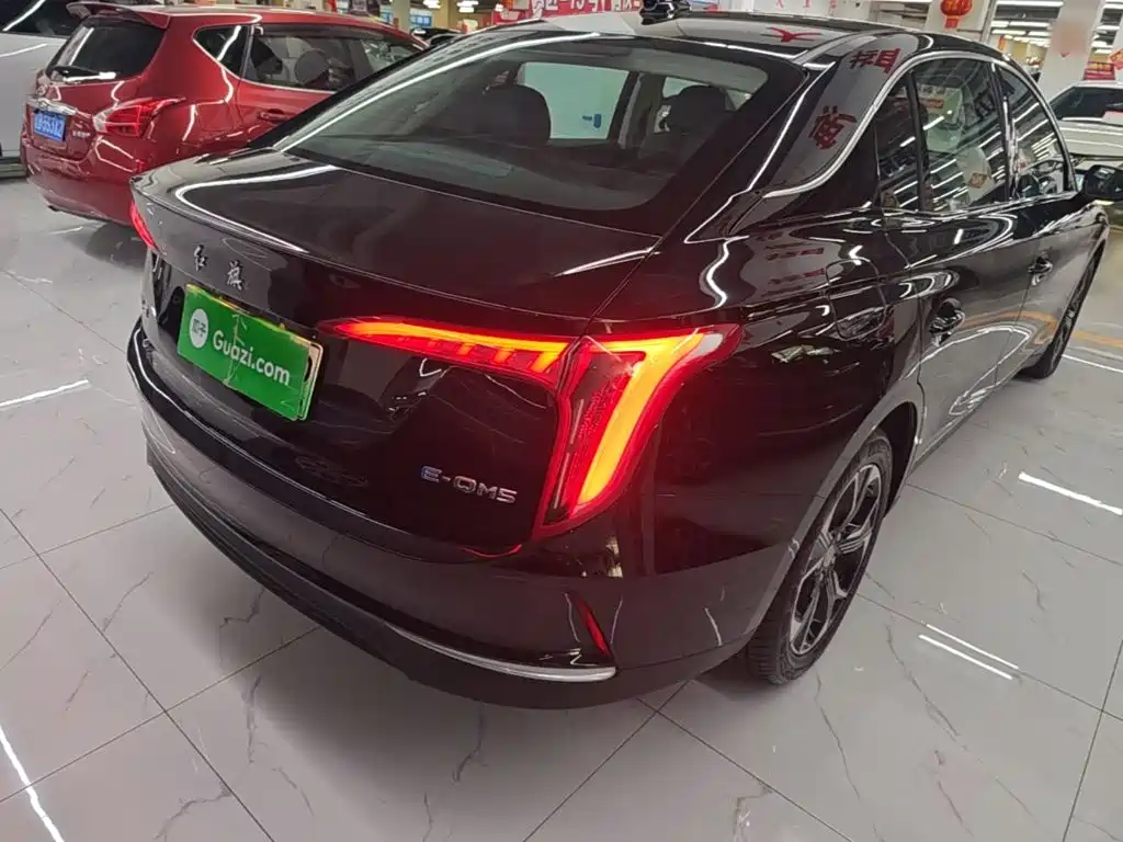 Hongqi Hongqi E-QM5 — миниатюра 8
