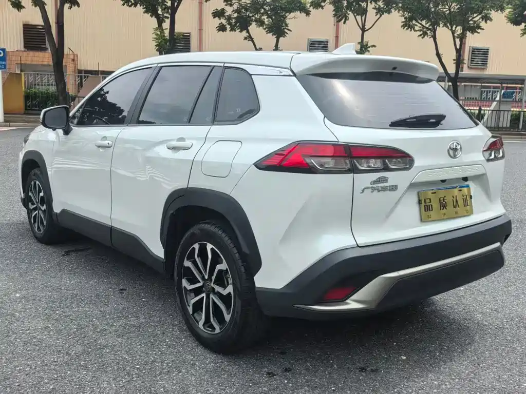 Toyota Frontlander — миниатюра 7