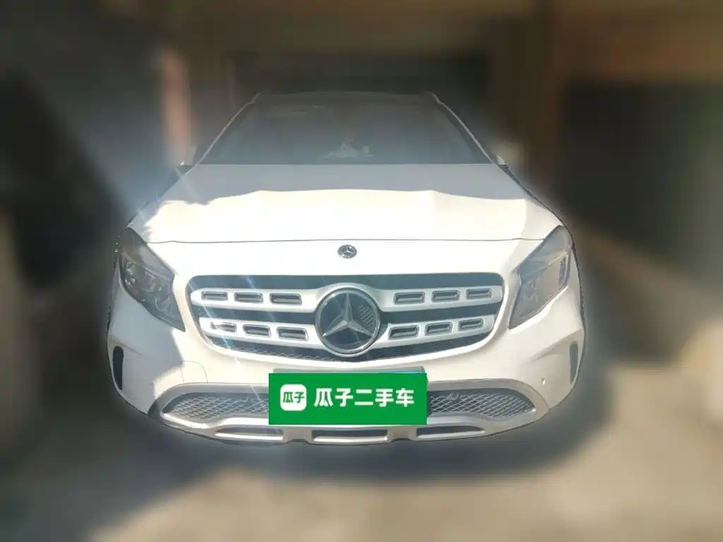 Mercedes-Benz GLA — миниатюра 2