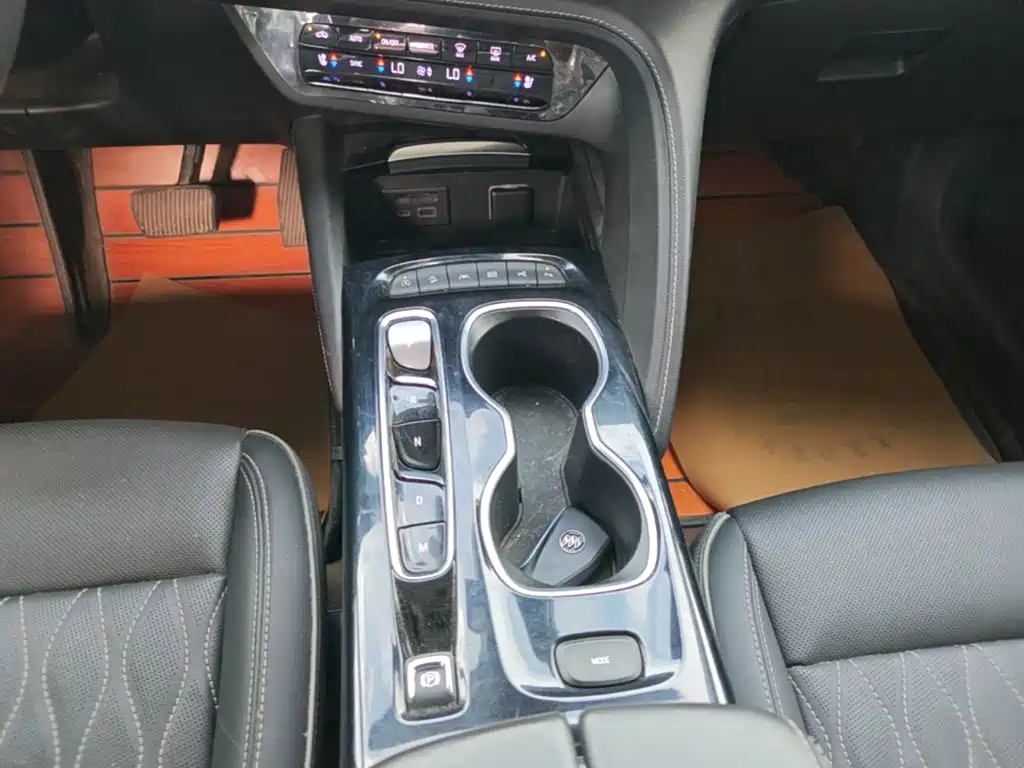 Buick Envision Plus — миниатюра 14