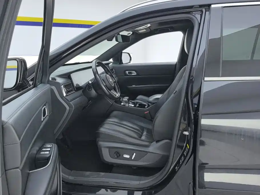 Li Auto Li ONE — миниатюра 9