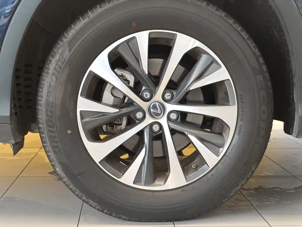 Lexus RX — миниатюра 5