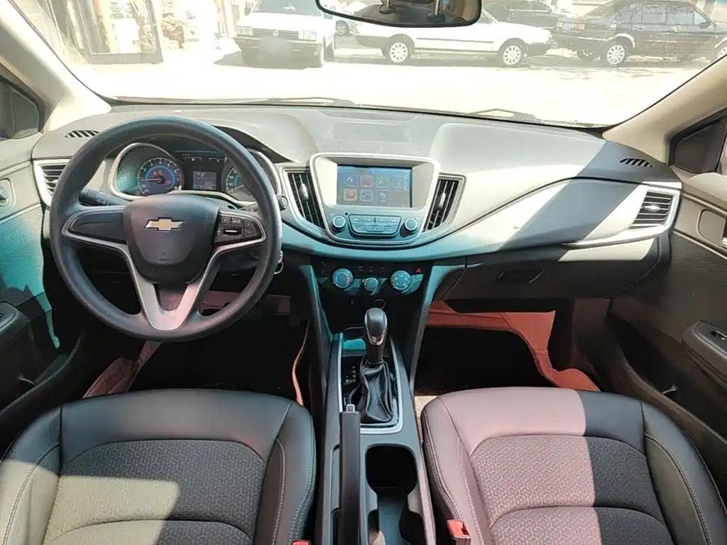 Chevrolet Cavalier — миниатюра 10