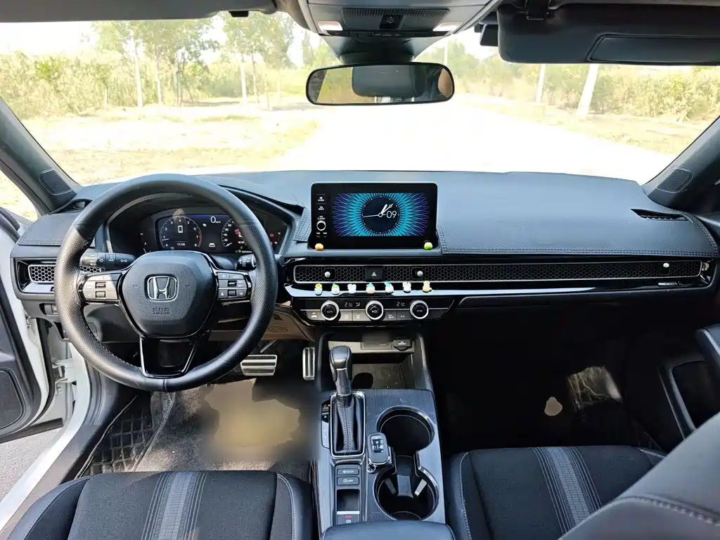 Honda Civic — миниатюра 10