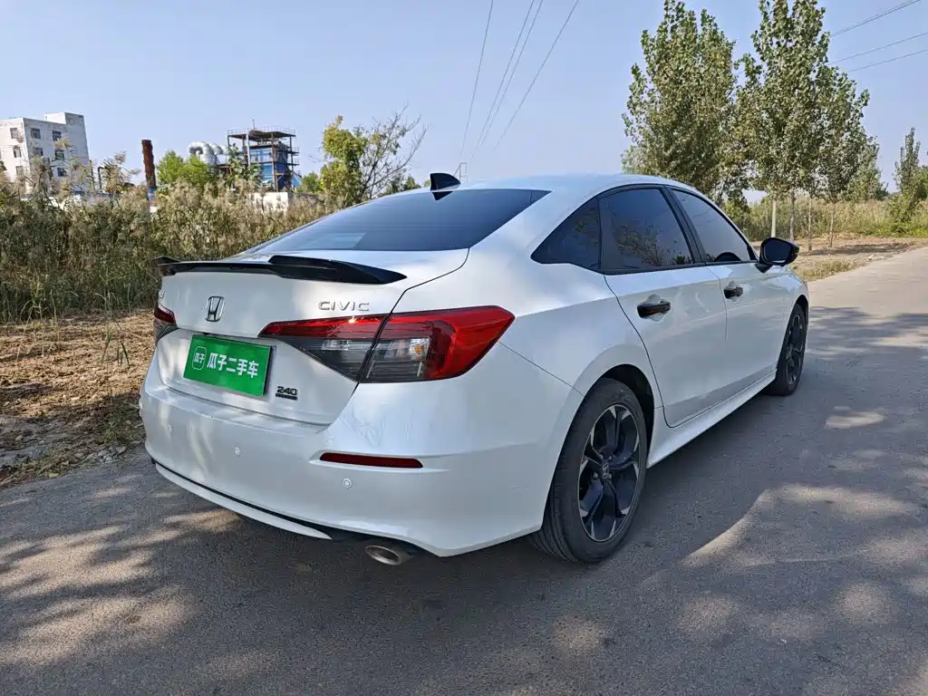 Honda Civic — миниатюра 7