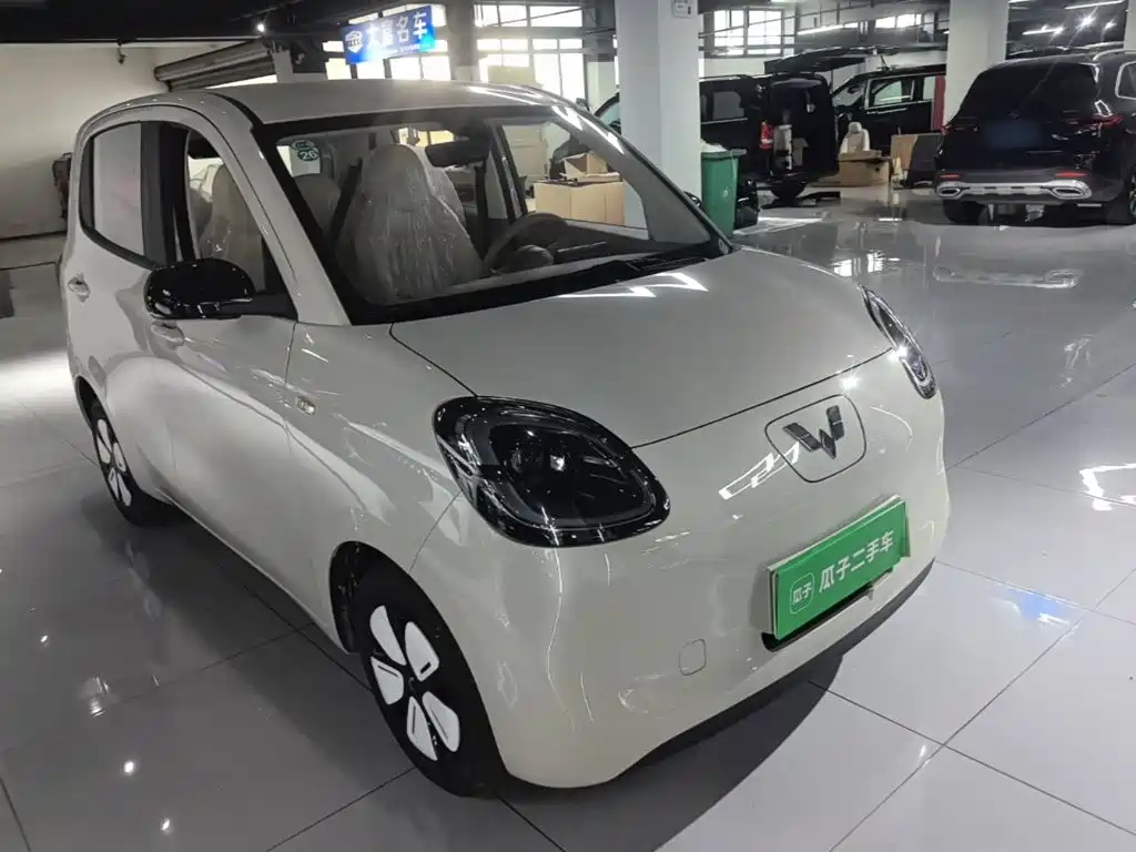Wuling MINIEV — миниатюра 4