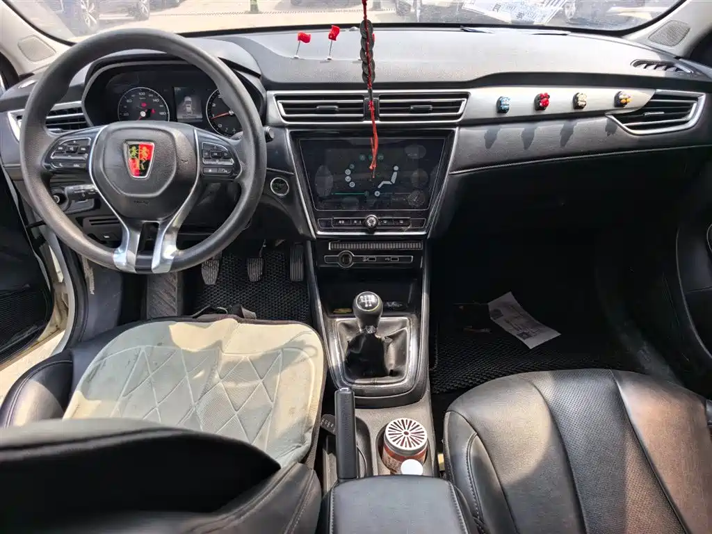 Roewe i5 2019 1.5L MT 4G