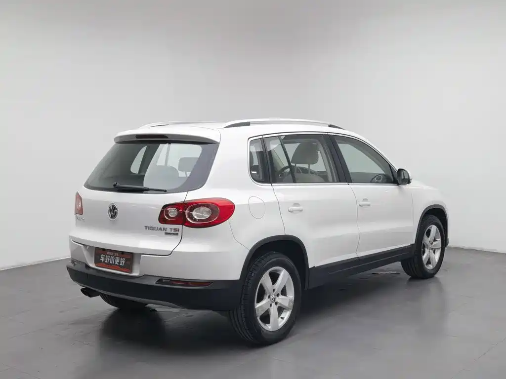 Volkswagen Tiguan — миниатюра 2