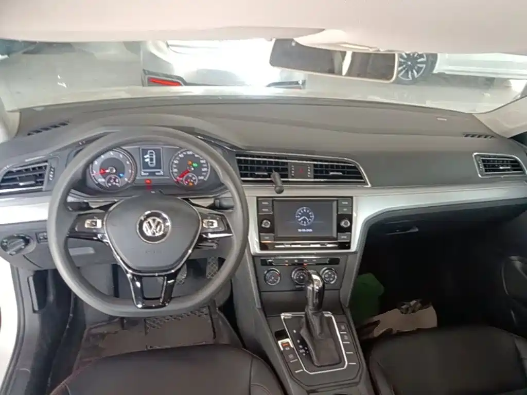 Volkswagen Lamando — миниатюра 10