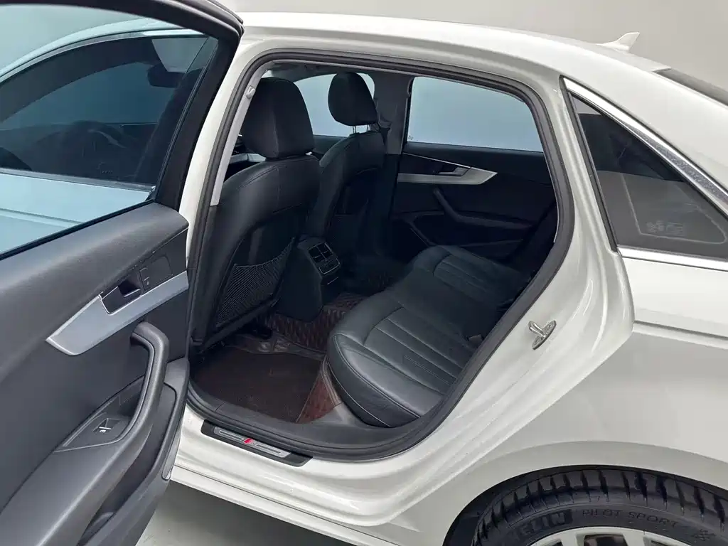 Audi A4L — миниатюра 6