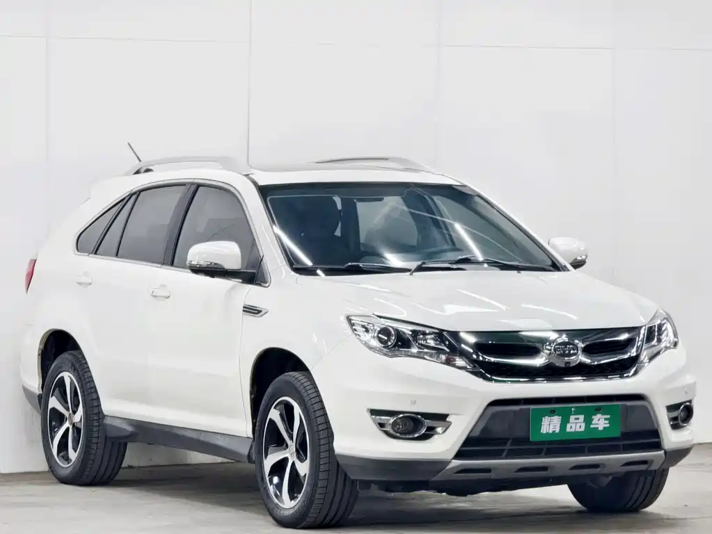 BYD S7 2016 2.0T AT Luxury