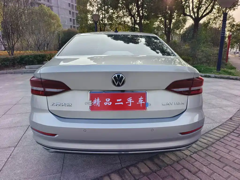Volkswagen Lavida — миниатюра 8