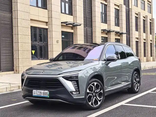 2021 Nio ES8
