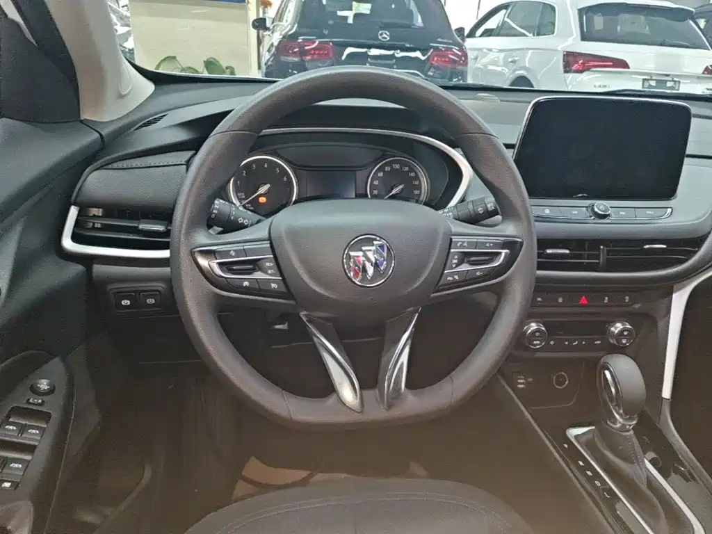 Buick Encore — миниатюра 11