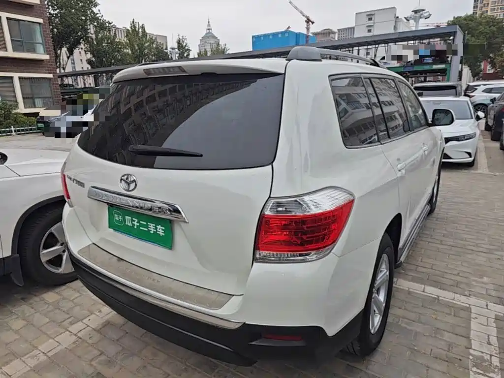 Toyota Highlander — миниатюра 7