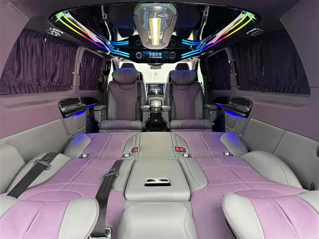 Mercedes-Benz Vito 2024 2.0T 7 мест