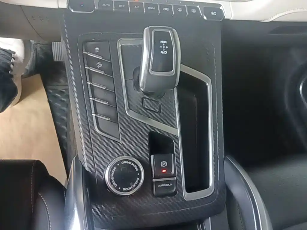 Geely Boyue — миниатюра 14