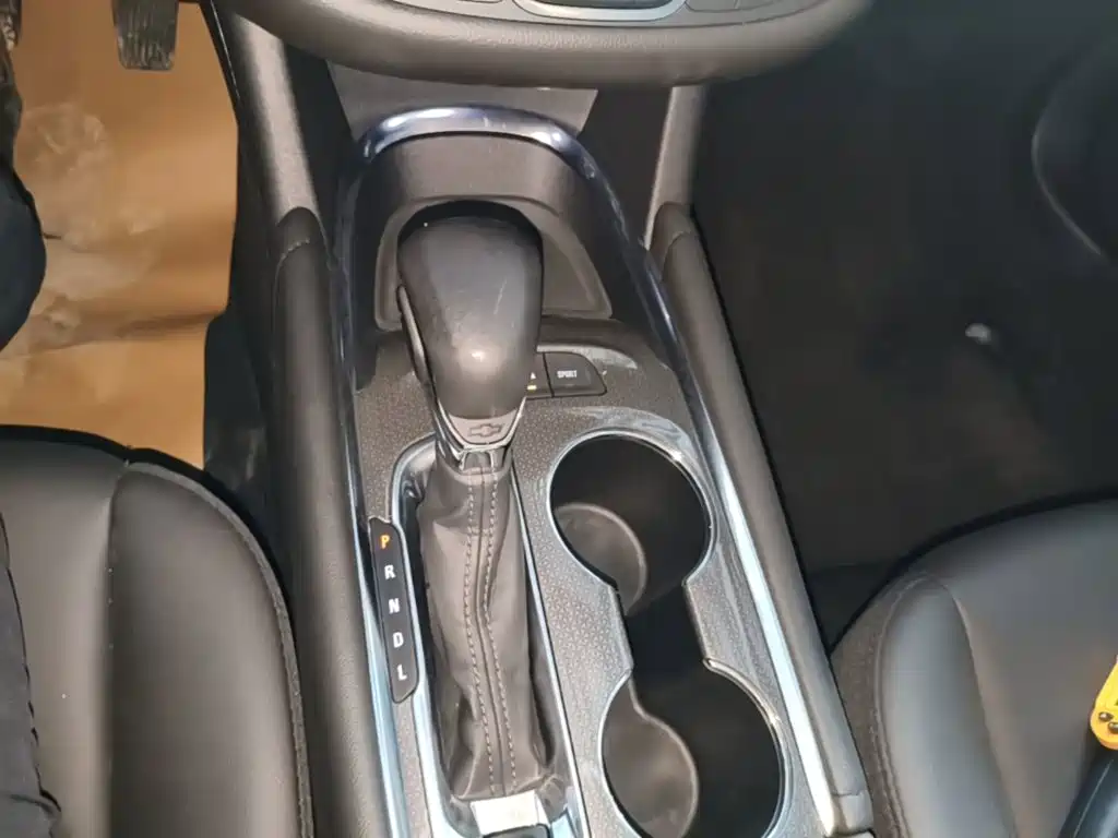 Chevrolet Malibu XL — миниатюра 14