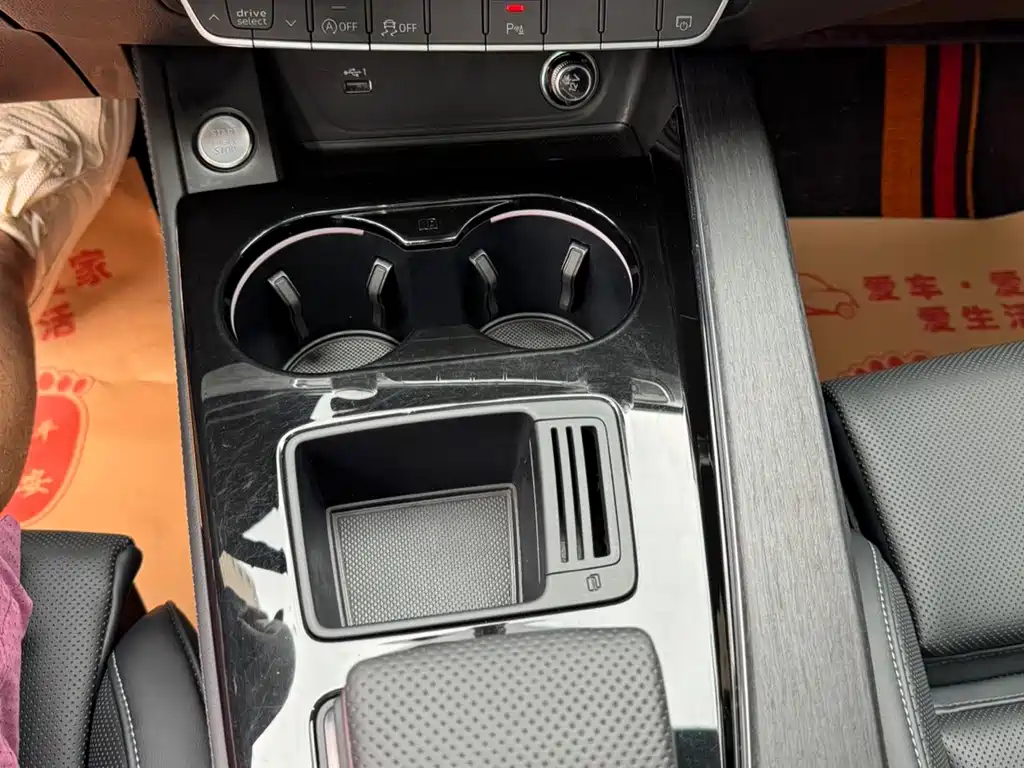 Audi A4L — миниатюра 19
