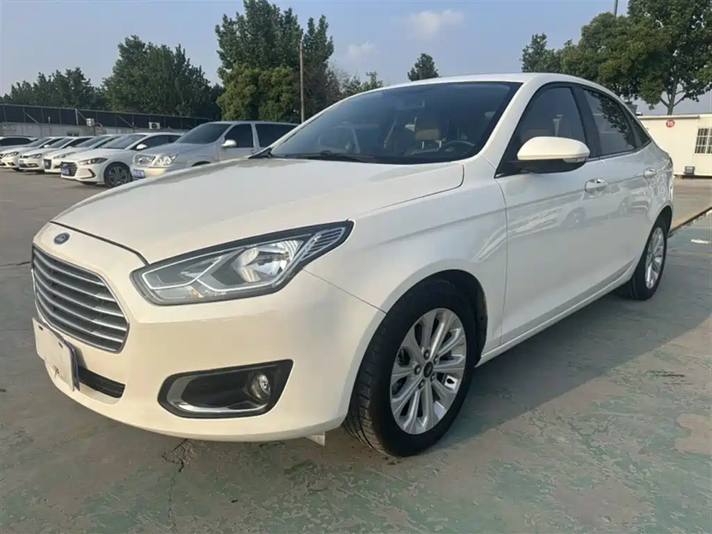 Ford Escort 2016