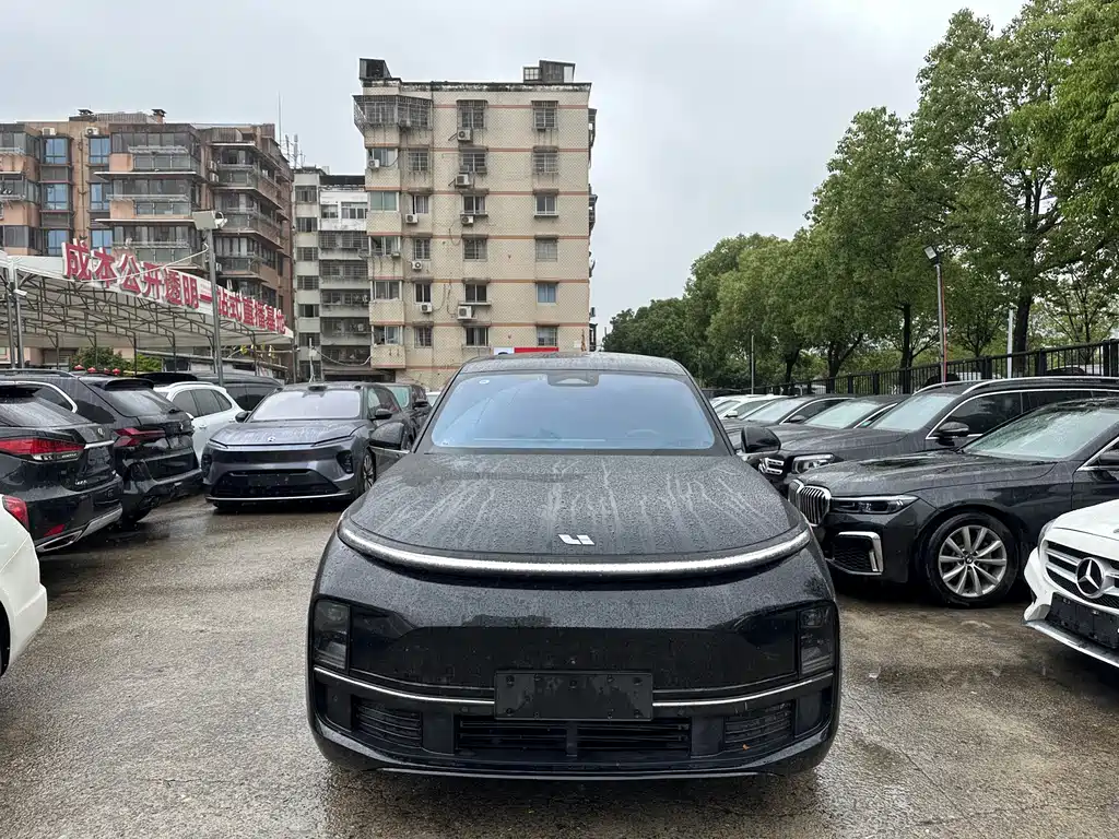 Li Auto Li L8 2024