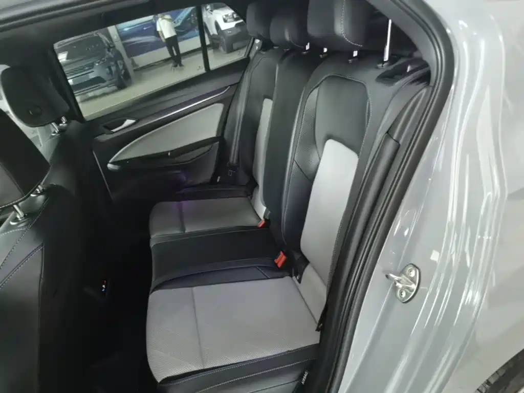 Volkswagen Golf — миниатюра 17