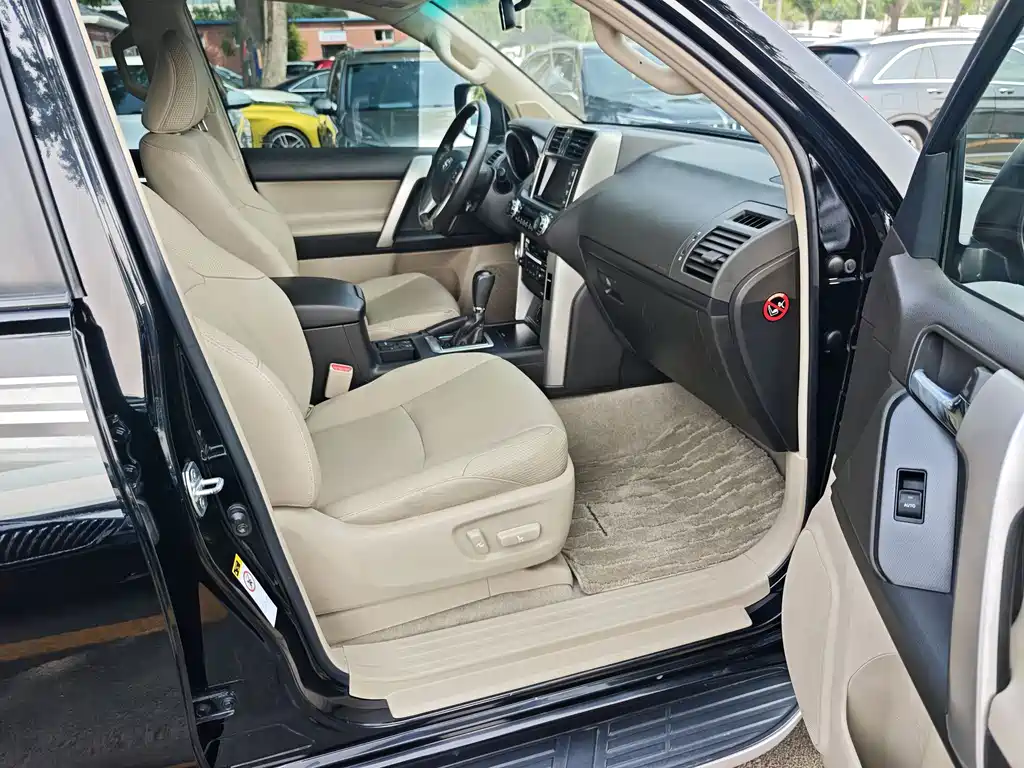 Toyota Land Cruiser Prado 2010 4.0L AT TX-L NAVI
