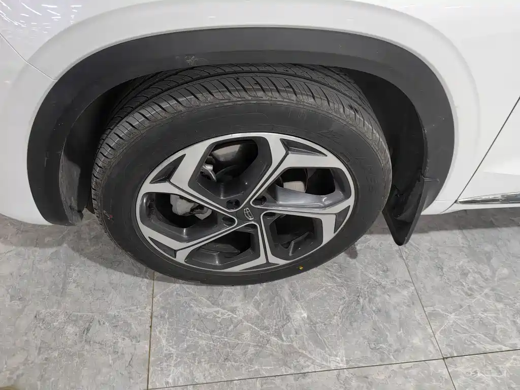 GEELY AUTOMOBILE XINGYUE L