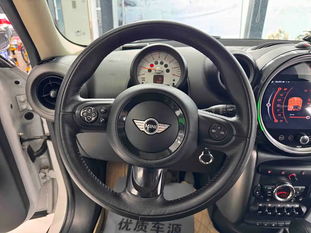 MINI Mini Countryman — миниатюра 9