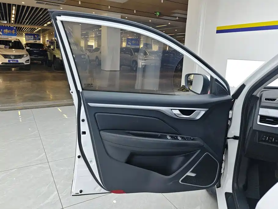 Geely Vision — миниатюра 7