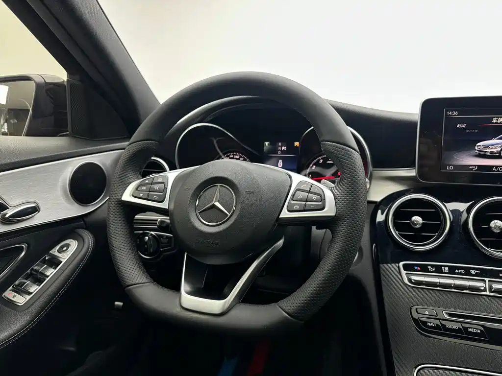 Mercedes-Benz C-Class — миниатюра 18