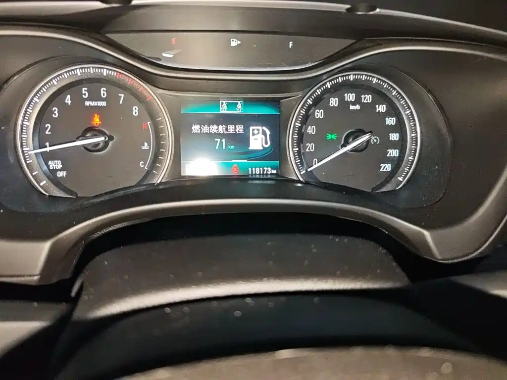 Buick GL6 — миниатюра 8