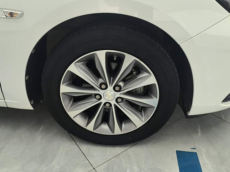 Chevrolet Monza 1.5 л 2021 г. Белый, пробег 22000 км