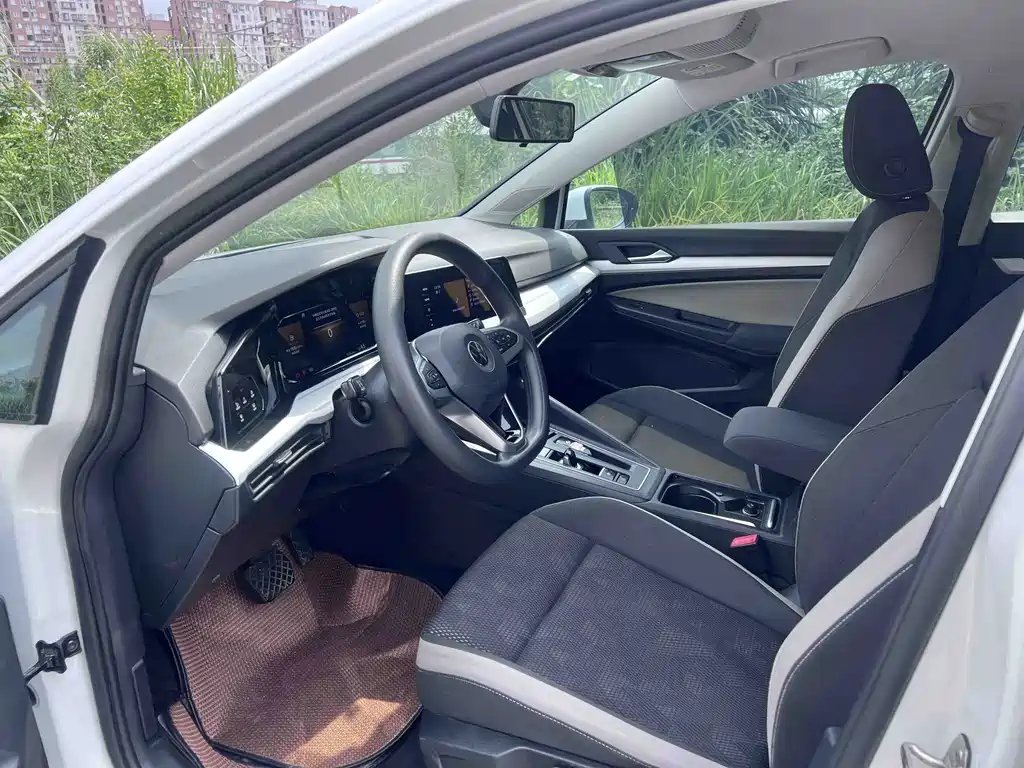 Volkswagen Golf — миниатюра 13