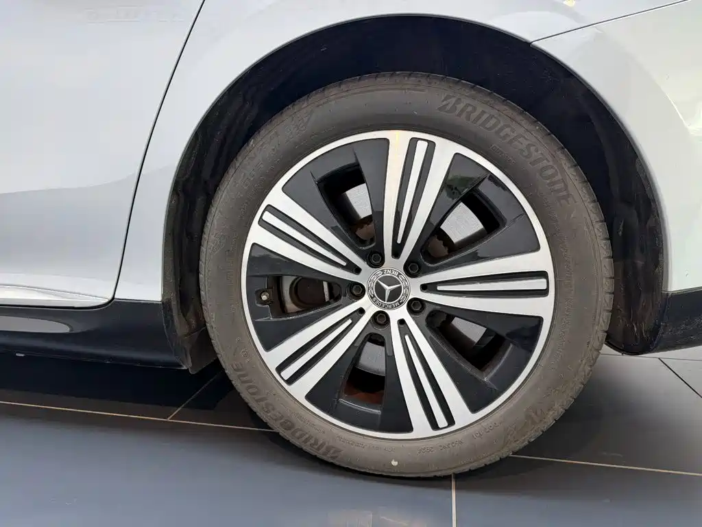 Mercedes-Benz EQE — миниатюра 7